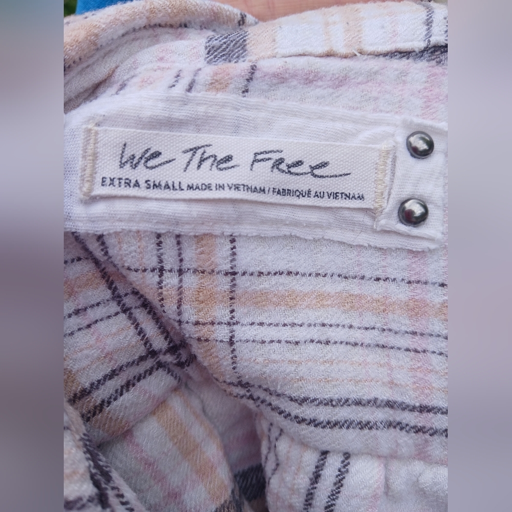 We The Free Flannel Plaid Button Up Oversized Top Extra Small EUC - Picture 3 of 11